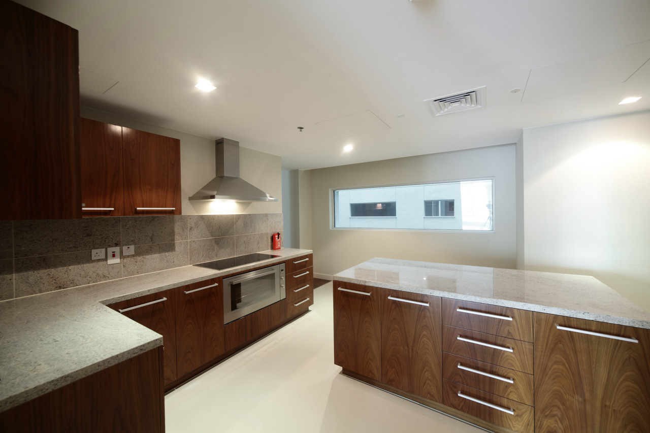 ridge-view-millwork-custom-kitchen-cabinetry-ideas-inspiration_modern-0007